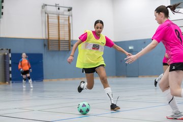 Bild 603 - B-Juniorinnen 2 Loewinnen Cup